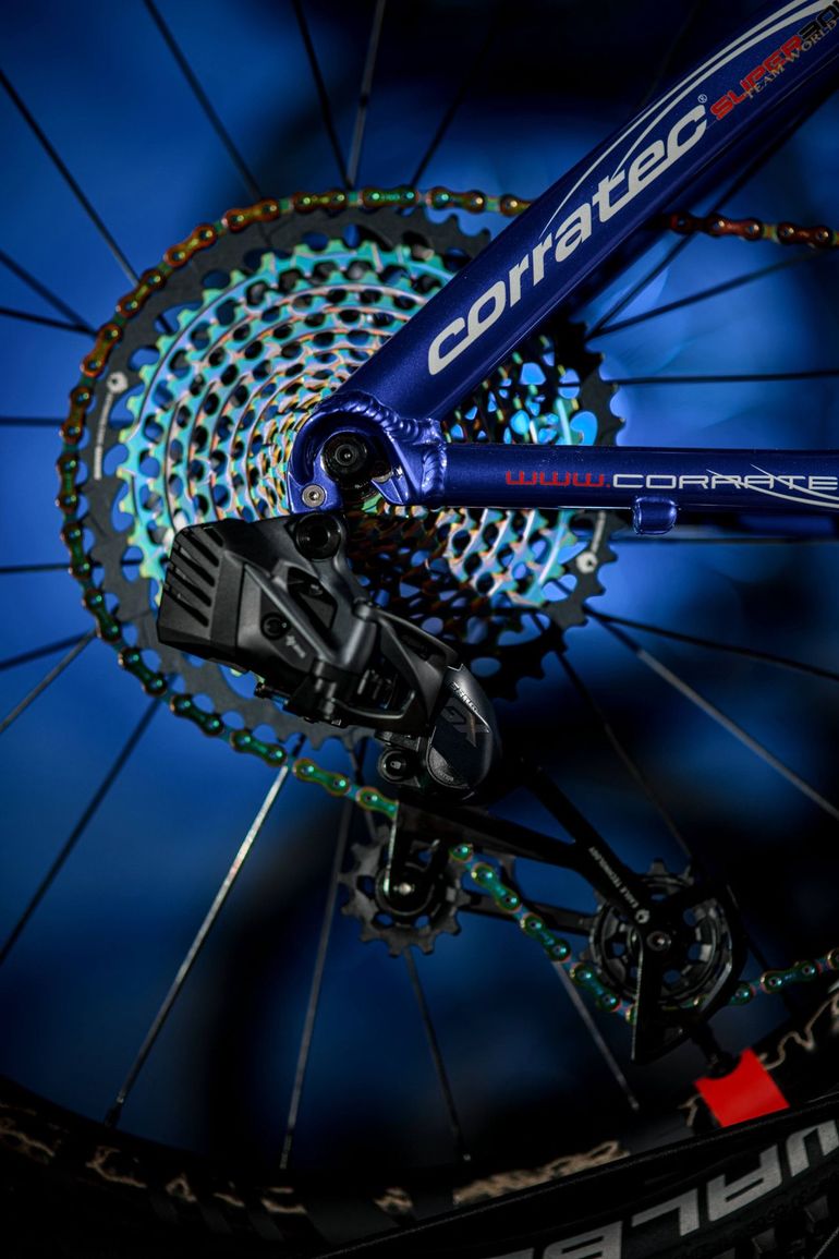 Gebrauchtes Corratec Super Bow Team World Cup 2004 Mountainbike, Blau — Bild 3 von 10