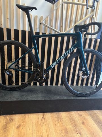 Specialized Tarmac SL8 Expert - Ultegra Di2 2025 2025 Road & Gravel d'occasion