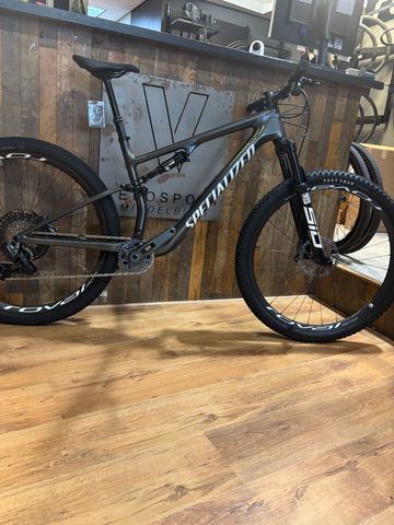 Used Specialized Epic 8 Expert 2024 2024 Mountainbike, Black, 29 — image 2 of 3