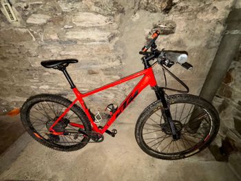Used KTM Ultra Ride 2022 Mountainbike — image 1 of 3