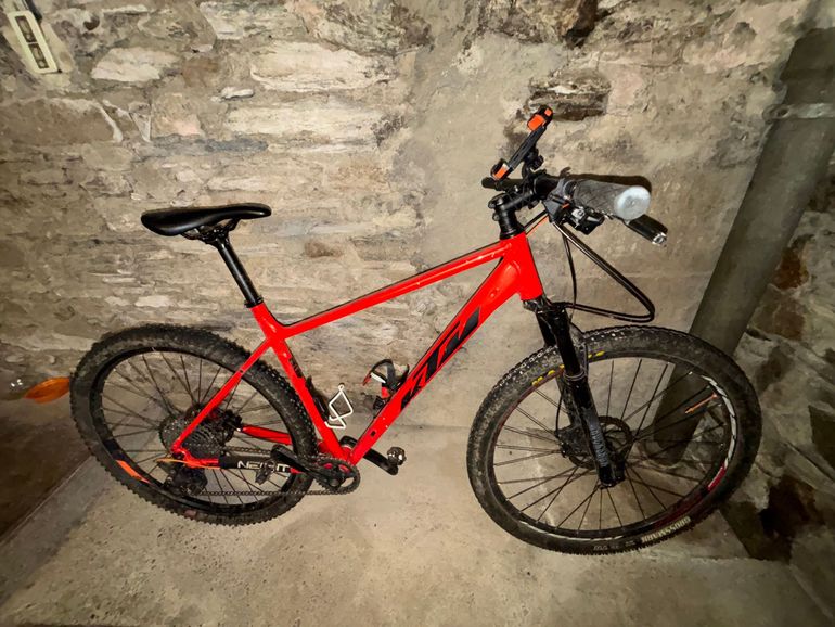 Used KTM Ultra Ride 2022 Mountainbike — image 1 of 3