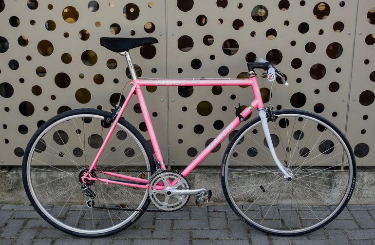 Used Bianchi caurus 1993 Road & Gravel, Rot — image 1 of 14
