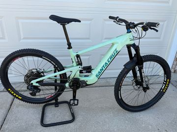 Used Santa Cruz Heckler SRAM GX Eagle AXS 2022 MTB