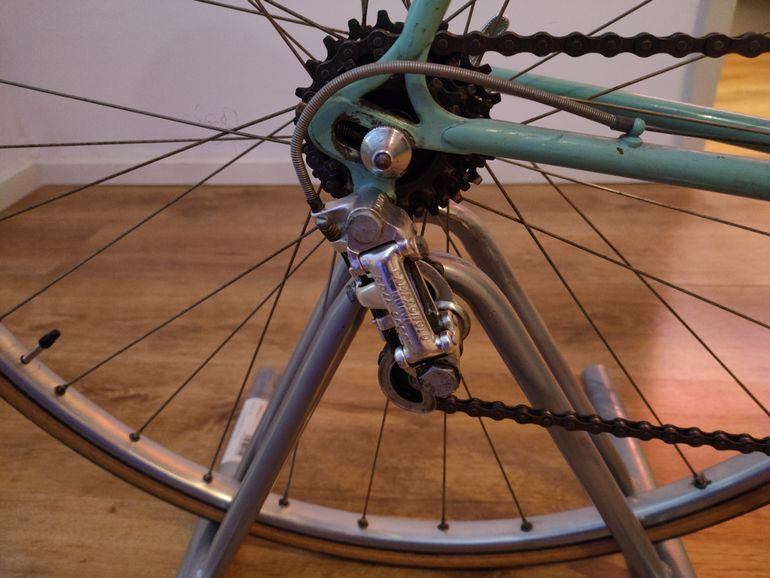 Used Bianchi Rekord 748 1975 Road & Gravel, Hellgrau — image 10 of 13