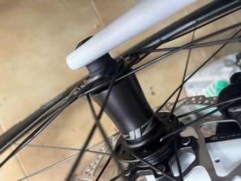 Used Orbea Orca SRAM Rival eTap AXS 2024 Road & Gravel, White — image 4 of 7