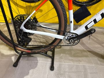 Käytetty CUBE PHENIX C:68X, SLX 2025 2025 Mountainbike — kuva 3 / 4