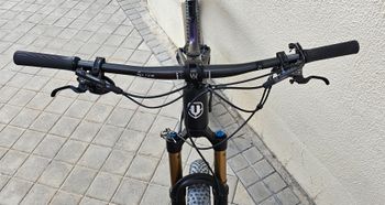 Mondraker F-PODIUM RR 2024 2024 Mountainbike d'occasion — image 5 sur 7