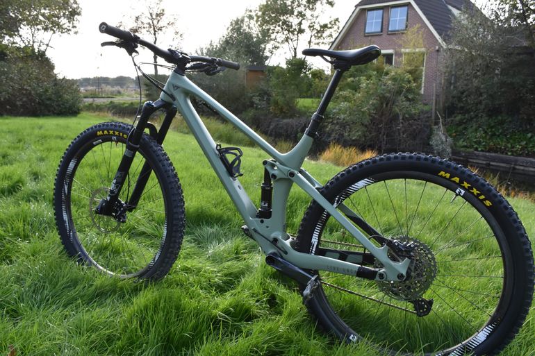 Used YT Industries Izzo Core 3 2022 Mountainbike, Grün — image 8 of 8