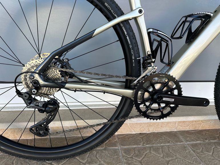 Used Cannondale Topstone Carbon 4 2021 2021 Road & Gravel, Gris claro — image 2 of 5