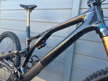 Used Specialized S-Works Stumpjumper EVO 2022 2022 Mountainbike, Black — image 7 of 7