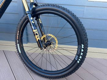 Used Specialized S-Works Stumpjumper EVO 2022 2022 Mountainbike, Black — image 5 of 7