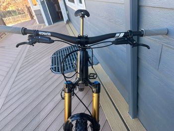Used Specialized S-Works Stumpjumper EVO 2022 2022 Mountainbike, Black — image 6 of 7