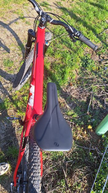Used Trek Procaliber Sensah SRX 2021 Mountainbike, Red — image 9 of 18