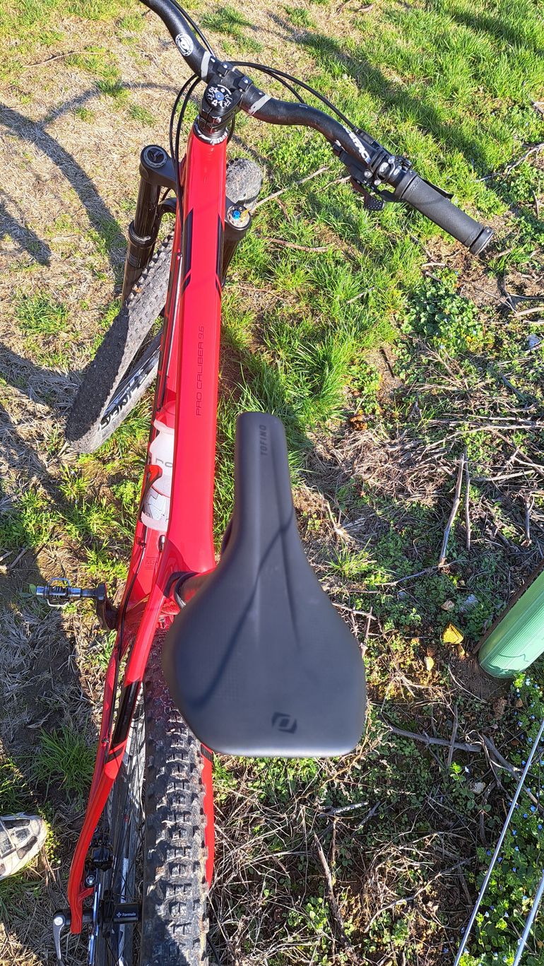 Used Trek Procaliber Sensah SRX 2021 Mountainbike, Red — image 9 of 18