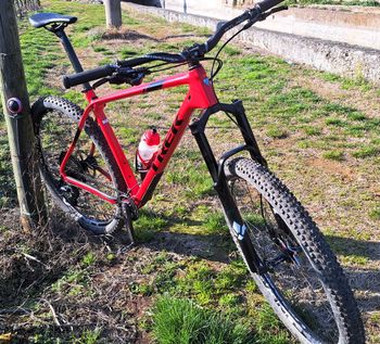 Used Trek Procaliber Sensah SRX 2021 Mountainbike, Red — image 18 of 18