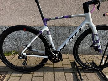 Used Scott Addict RC Gravel 2024 Road & Gravel