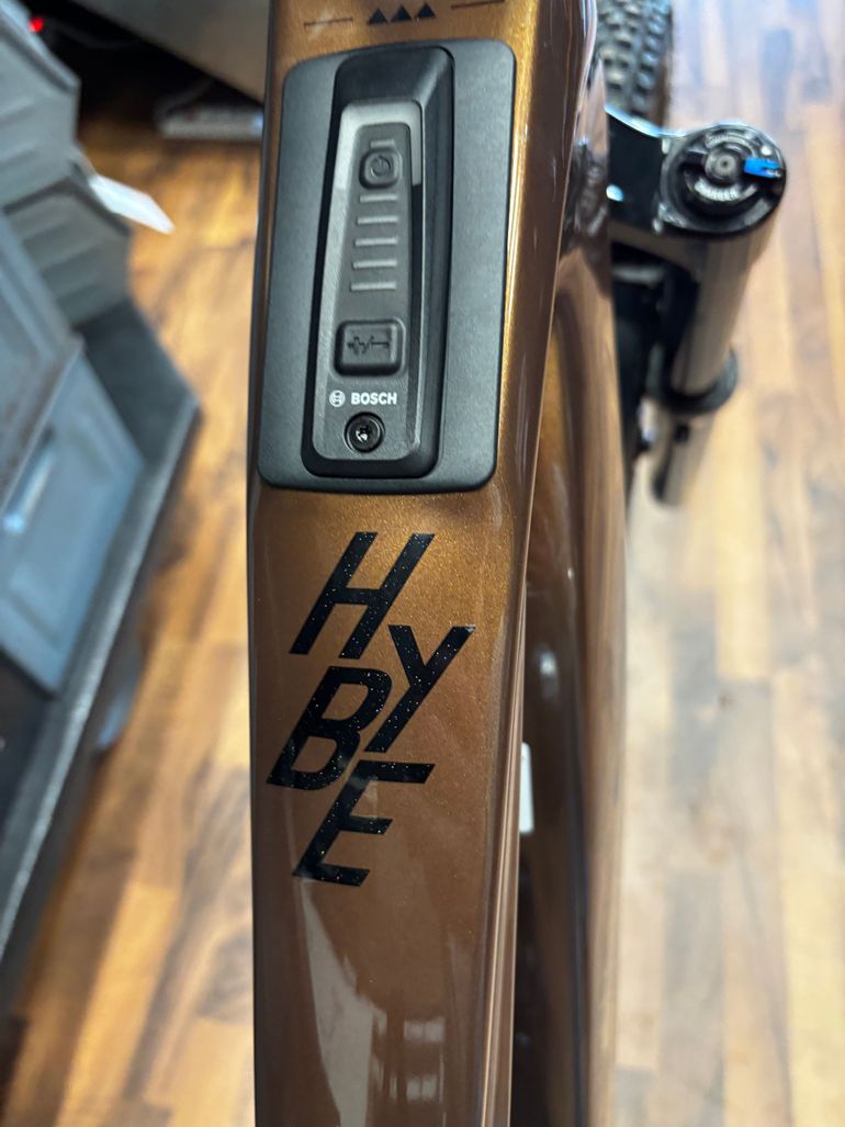 Used Haibike HYBE CF9 2025 2025 Mountainbike, Orange — image 4 of 9