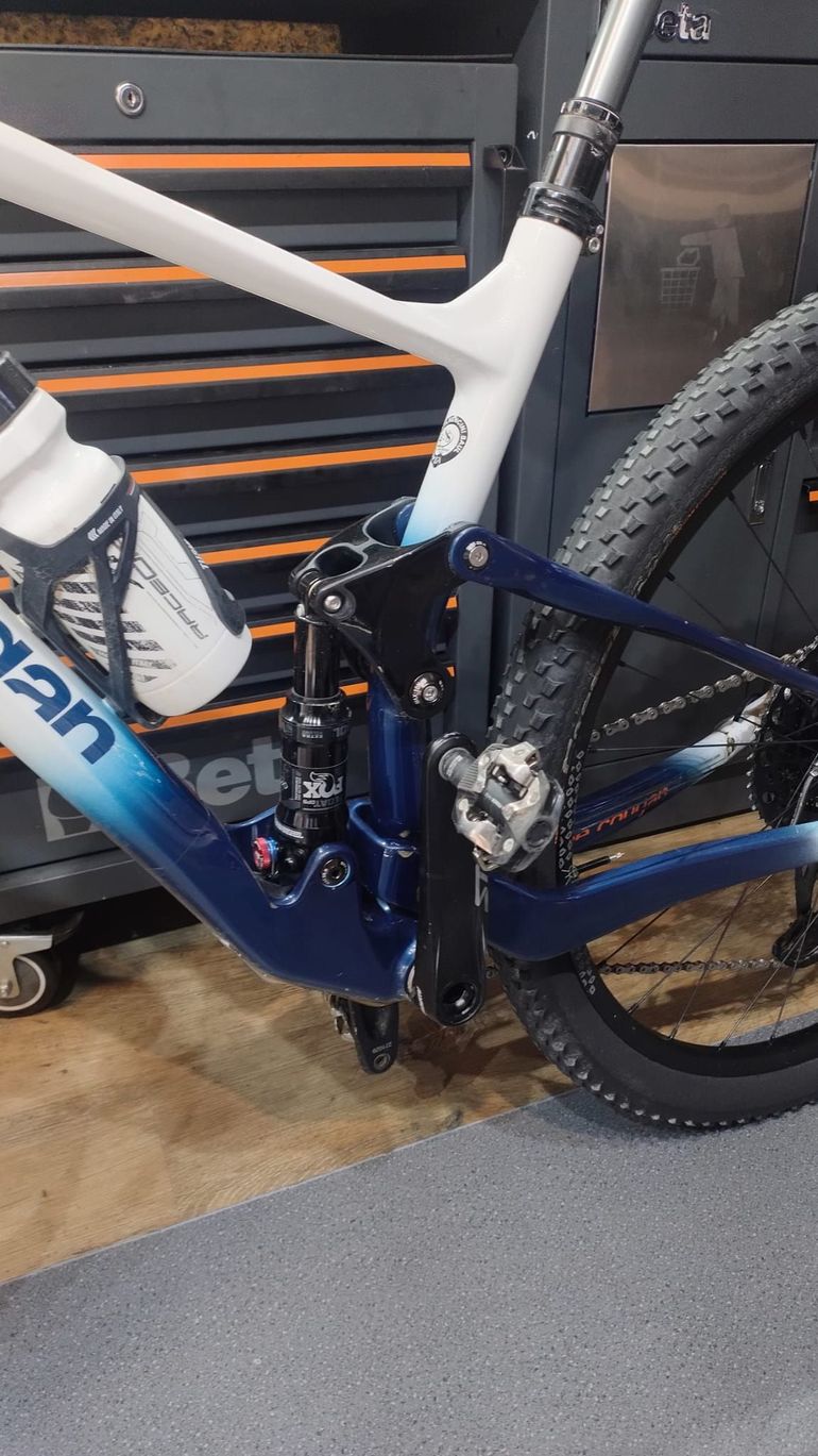 Used Lee Cougan Cross Fire SRAM GX 2023 Mountainbike, Blu — image 3 of 3