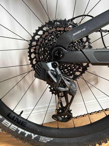 Używany Trek Slash SRAM X01 Eagle AXS 2024 Mountainbike — zdjęcie 3 z 6