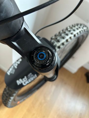 Używany Trek Slash SRAM X01 Eagle AXS 2024 Mountainbike — zdjęcie 2 z 6
