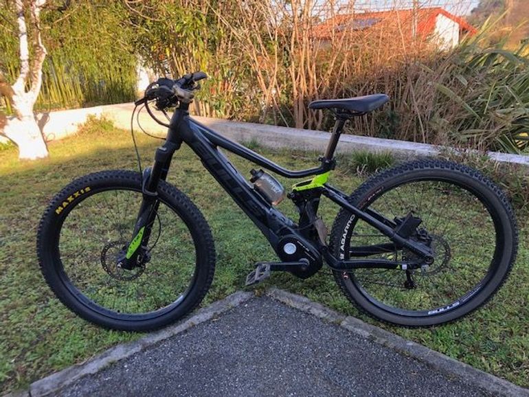 Used BULLS EVO E-Stream EVO TR2 2018 Mountainbike, Nero — image 2 of 10