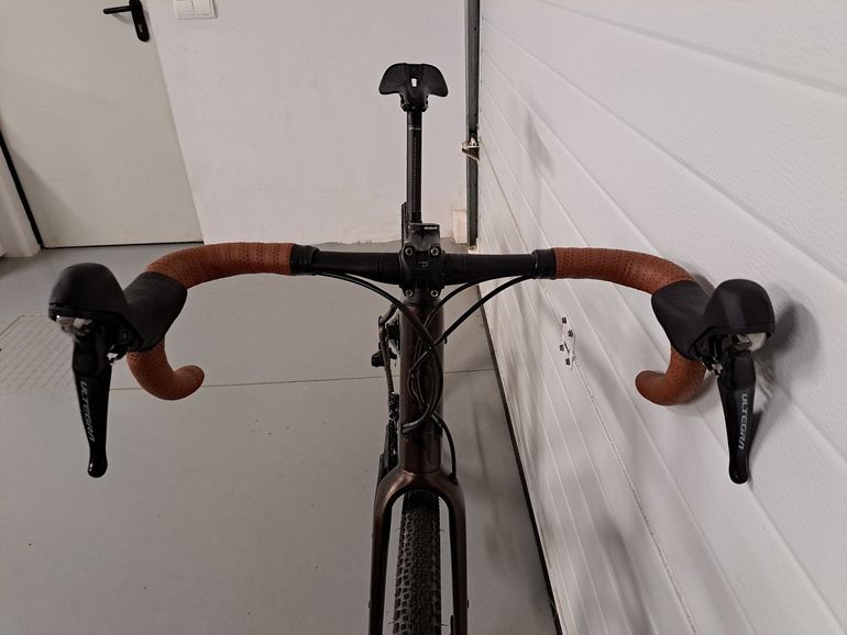 Used Giant Revolt Advanced 0 2020 Road & Gravel — image 6 of 6
