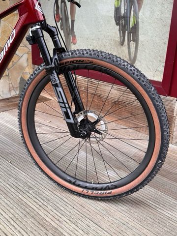 Used Megamo Track Flight Attendant / XX 2025 Mountainbike, Red — image 9 of 9