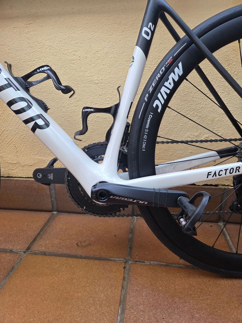 Used Factor O2 2023 2023 Road & Gravel, White — image 3 of 19