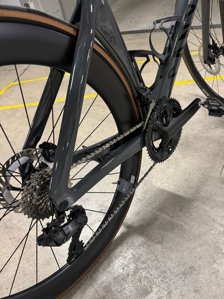 Brugt Canyon Aeroad CF SLX 8 Di2 2024 2024 Road & Gravel — billede 3 af 4