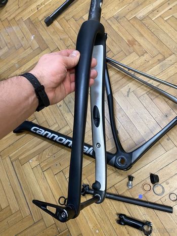 Brugt Cannondale Synapse Carbon Disc RED eTap 2018 Frameset 2018 Road & Gravel — billede 4 af 5
