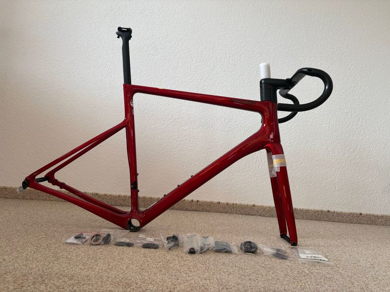 Cannondale SuperSix EVO Hi-MOD Disc frameset Frameset 2022 Road & Gravel d'occasion
