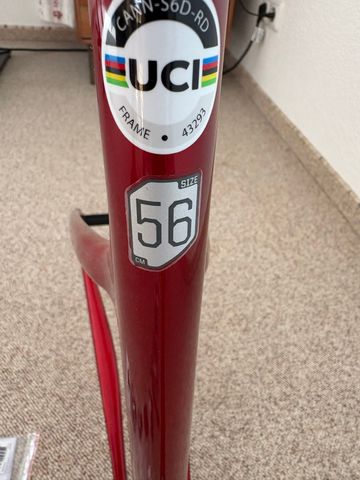 Used Cannondale SuperSix EVO Hi-MOD Disc frameset Frameset 2022 Road & Gravel, Red — image 37 of 45