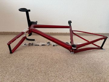 Used Cannondale SuperSix EVO Hi-MOD Disc frameset Frameset 2022 Road & Gravel, Red — image 45 of 45