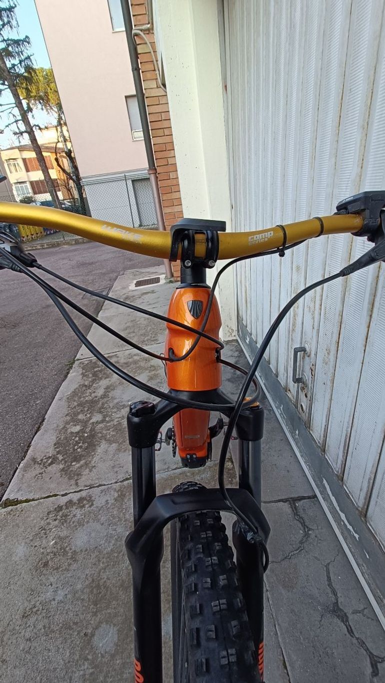 Použité Trek Powerfly SRAM GX Eagle 2021 Mountainbike — obrázek 7 z 12
