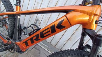 Použité Trek Powerfly SRAM GX Eagle 2021 Mountainbike — obrázek 9 z 12