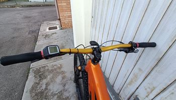 Použité Trek Powerfly SRAM GX Eagle 2021 Mountainbike — obrázek 11 z 12