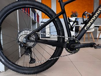 Used Cannondale Scalpel Shimano Deore XT 2022 Mountainbike, Black, 29 — image 2 of 16