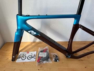 Used 3T Exploro RaceMax Frame 2023 2023 Road & Gravel, Blue — image 9 of 10