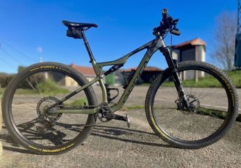 Tweedehands Orbea OIZ M Custom 2022 MTB