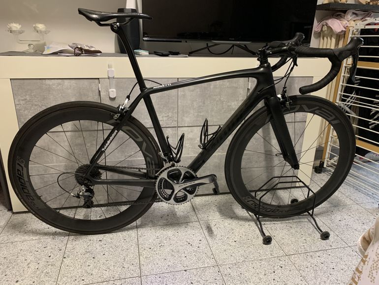 Used Specialized S-Works Tarmac SL 5 2017 Road & Gravel, Schwarz — image 1 of 13