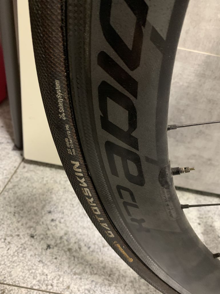 Used Specialized S-Works Tarmac SL 5 2017 Road & Gravel, Schwarz — image 8 of 13