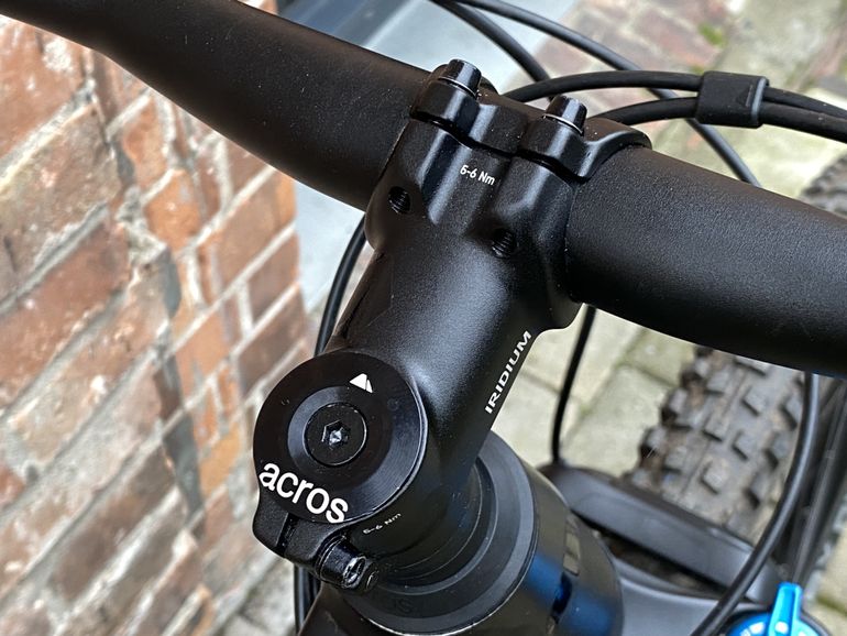 Used Canyon Neuron 7 2021 Mountainbike, Black — image 10 of 10