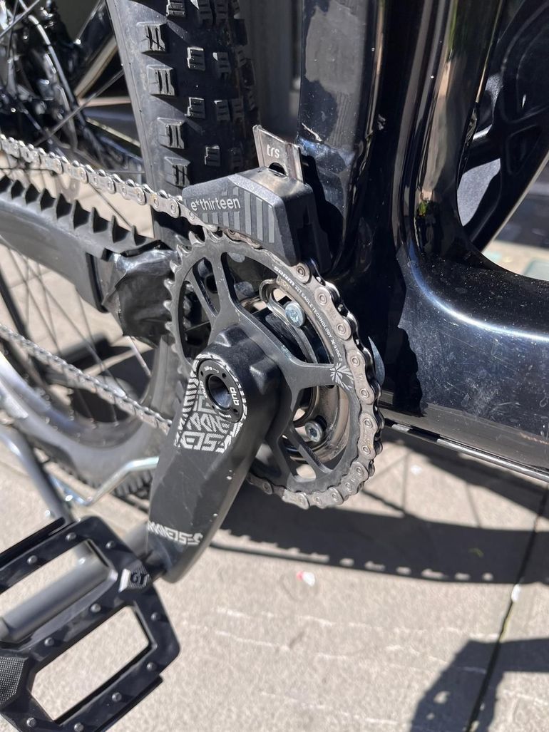 Used Focus Jam 8.8 Carbon 2024 Mountainbike, Schwarz — image 7 of 7