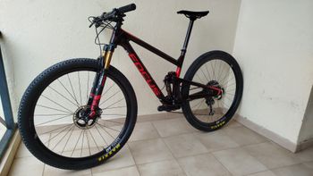 Used Focus O1E 9.9 2020 2020 Mountainbike, Red, 29 — image 2 of 4