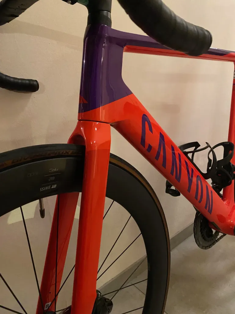Gebrauchtes Canyon Aeroad CF SLX 7 Disc eTap 2022 Road & Gravel, Rot — Bild 4 von 7