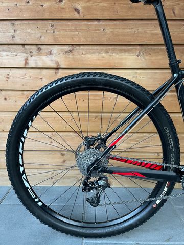 Gebrauchtes Specialized Stumpjumper Comp, Sram X9, Rock Shox, Gr.L, 29 Zoll 2017 Mountainbike, Schwarz — Bild 3 von 6