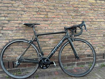 Used Factor O2 2019 Road & Gravel