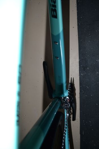 Used Bianchi Impulso Allroad GRX 600 2024 2024 Road & Gravel, Green — image 8 of 9