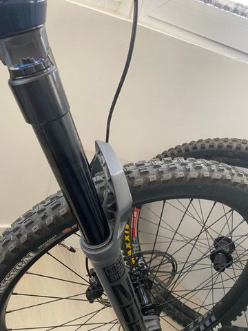 Used GT Force Carbon Pro LE 2022 2022 Mountainbike, Blue, 29 — image 12 of 13