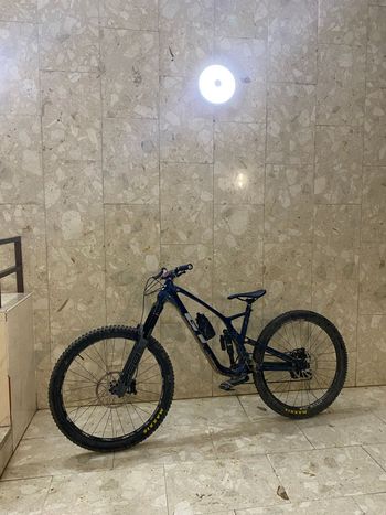 Used GT Force Carbon Pro LE 2022 2022 Mountainbike, Blue, 29 — image 6 of 13